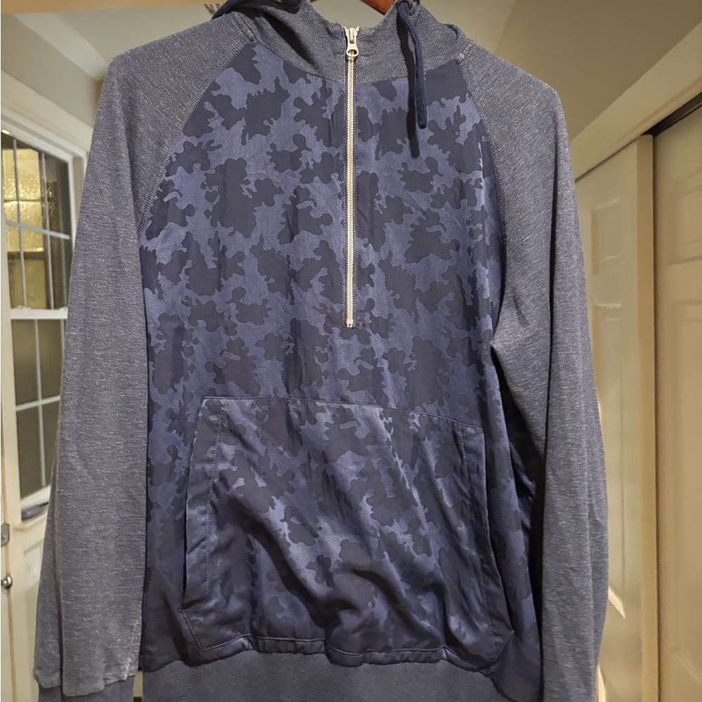 Robert Graham Navy and Gray Hoodie